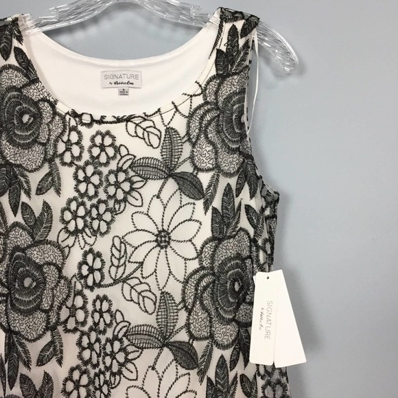 SIGNATURE by Robbie Bee Intricate Embroidered Floral A-Line Dress Women’s Size S - Picture 3 of 8